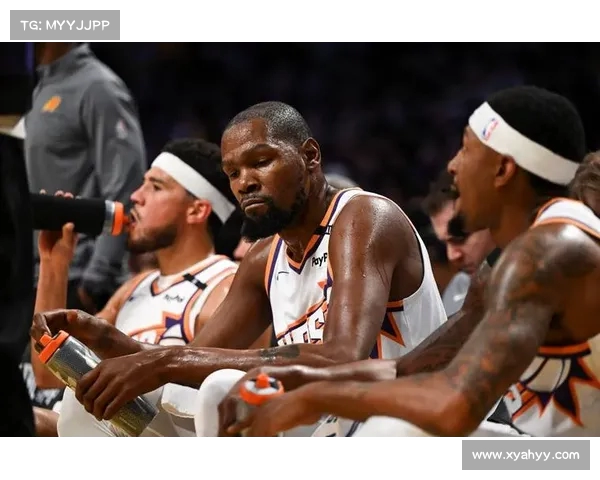 激烈对决再现精彩瞬间 NBA赛场最精彩的高光时刻合集 激烈对决再现精彩瞬间 NBA赛场最精彩的高光时刻合集